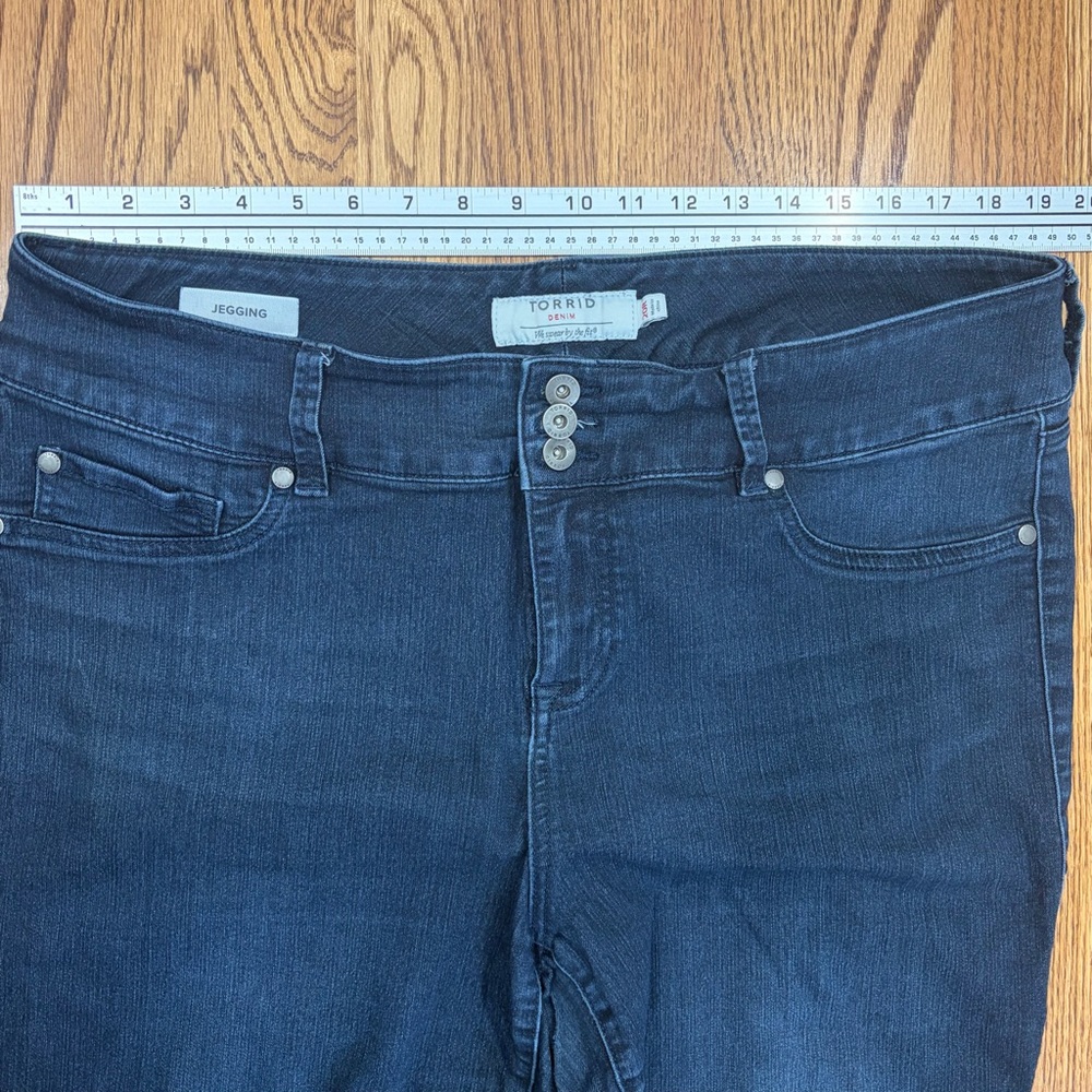 Torrid Super Soft Jegging High-Rise Skinny Jean - Picture 11 of 16